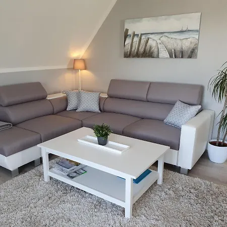 Gemutliche 65m² Dachgeschosswohnung Im Einzelhaus Apartment